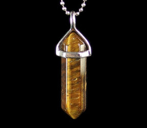 Crystal pendent necklace